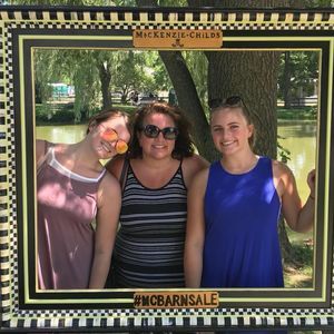 Meet your Posher, Joelle